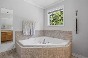 6041 Sterling Creek Rd, Jacksonville, OR 97530 - Photo 19