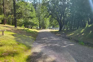 6041 Sterling Creek Rd, Jacksonville, OR 97530 - Photo 27