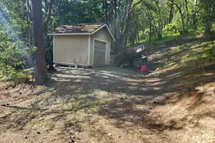 6041 Sterling Creek Rd, Jacksonville, OR 97530 - Photo 25