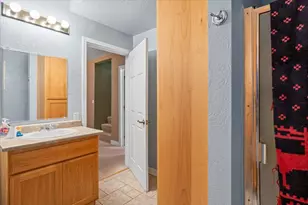 6041 Sterling Creek Rd, Jacksonville, OR 97530 - Photo 19