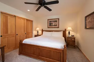 8825 Canyon Wren Ct, Redmond, OR 97756 - Photo 15