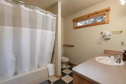 8825 Canyon Wren Court, Redmond, OR 97756 - Photo 17