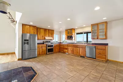 4647 SW Belmont Lane, Madras, OR 97741 - Photo 9