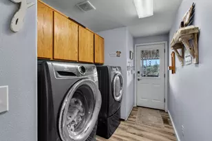 851 SE Rancho Ln, Madras, OR 97741 - Photo 11