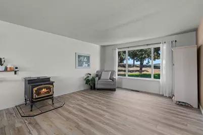 851 SE Rancho Lane, Madras, OR 97741 - Photo 5