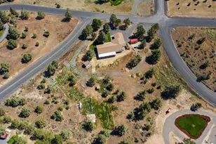 851 SE Rancho Ln, Madras, OR 97741 - Photo 29