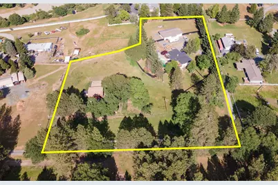 255 Queens Branch Road, Rogue River, OR 97537 - Photo 57