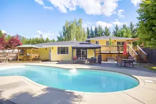 255 Queens Branch Rd, Rogue River, OR 97537 - Photo 47