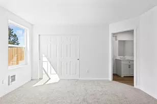 748 SW Madison St, Madras, OR 97741 - Photo 15