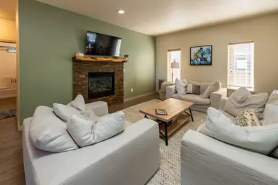 2642 NE Keats Drive, Bend, OR 97701 - Photo 5