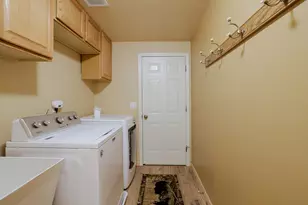 53085 Riverview Dr, La Pine, OR 97739 - Photo 31