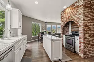 1553 Panoramic Loop, Grants Pass, OR 97527 - Photo 15