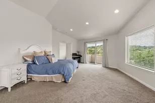 1553 Panoramic Loop, Grants Pass, OR 97527 - Photo 21