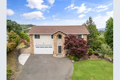 1553 Panoramic Loop, Grants Pass, OR 97527 - Photo 37