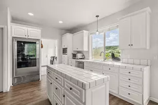 1553 Panoramic Loop, Grants Pass, OR 97527 - Photo 13