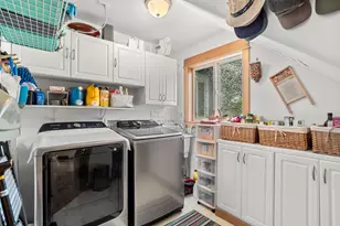 605 W 4th St, Phoenix, OR 97535 - Photo 15