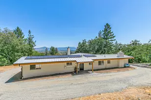 2555 Old Military Rd, Central Point, OR 97502 - Photo 29