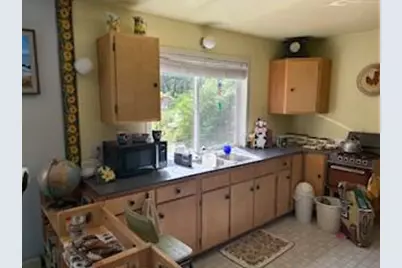 261 Fay Lane, Wolf Creek, OR 97497 - Photo 3