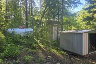 261 Fay Ln, Wolf Creek, OR 97497 - Photo 29