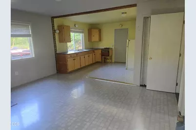 261 Fay Lane, Wolf Creek, OR 97497 - Photo 9