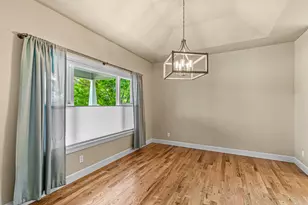 1135 Shake Dr, Central Point, OR 97502 - Photo 15