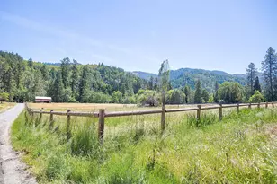 251 W Savage Creek Rd, Grants Pass, OR 97527 - Photo 5