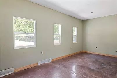 251 W Savage Creek Road, Grants Pass, OR 97527 - Photo 17