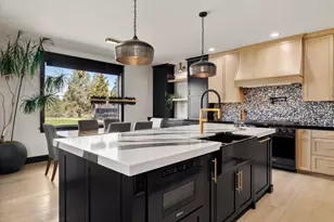 62705 Hamby Rd, Bend, OR 97701 - Photo 5