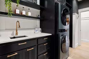 62705 Hamby Rd, Bend, OR 97701 - Photo 13