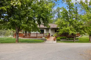 33817 Gage Rd, Mitchell, OR 97750 - Photo 31