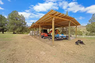 33817 Gage Rd, Mitchell, OR 97750 - Photo 39