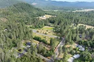 4627 E Evans Creek Rd, Rogue River, OR 97537 - Photo 29