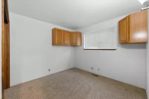 4627 E Evans Creek Rd, Rogue River, OR 97537 - Photo 11