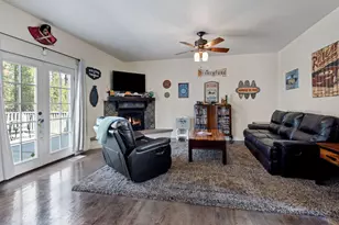 17040 Kasserman Dr, Bend, OR 97707 - Photo 17