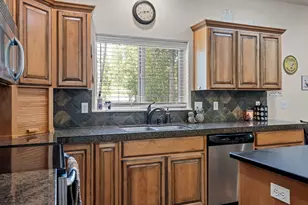 17040 Kasserman Dr, Bend, OR 97707 - Photo 19