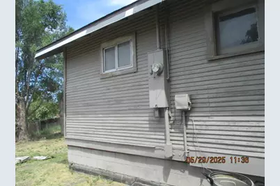 1424 Pleasant Avenue, Klamath Falls, OR 97601 - Photo 3