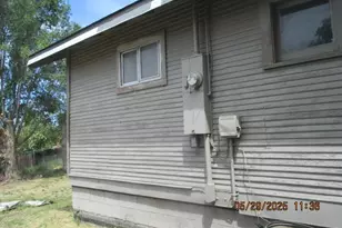 1424 Pleasant Ave, Klamath Falls, OR 97601 - Photo 3