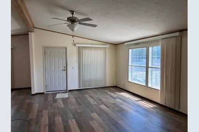 4200 Summers Lane #5, Klamath Falls, OR 97603 - Photo 3