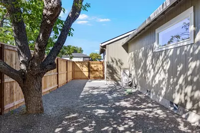 1865 Gabriel Way, Medford, OR 97501 - Photo 23