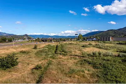Or-66, Ashland, OR 97520 - Photo 7