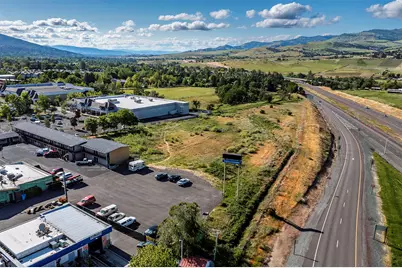 Or-66, Ashland, OR 97520 - Photo 19