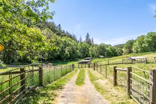 6180 Little Applegate Rd, Jacksonville, OR 97530 - Photo 47