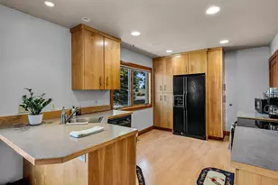 67480 Cloverdale Rd, Bend, OR 97703 - Photo 45