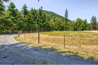 13719 Highway 238, Jacksonville, OR 97530 - Photo 61