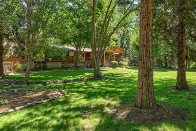 13719 Highway 238, Jacksonville, OR 97530 - Photo 41