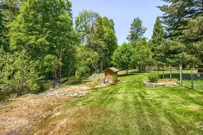 13719 Highway 238, Jacksonville, OR 97530 - Photo 67