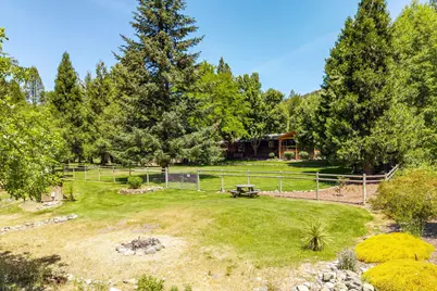 13719 Highway 238, Jacksonville, OR 97530 - Photo 57