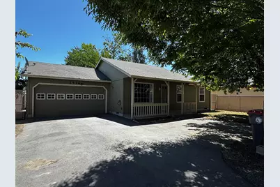 2536 Seneca Street, Medford, OR 97501 - Photo 1