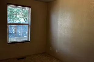 2536 Seneca St, Medford, OR 97501 - Photo 7