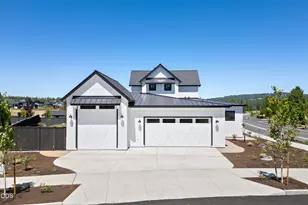 371 NW Crosby Dr, Bend, OR 97703 - Photo 67